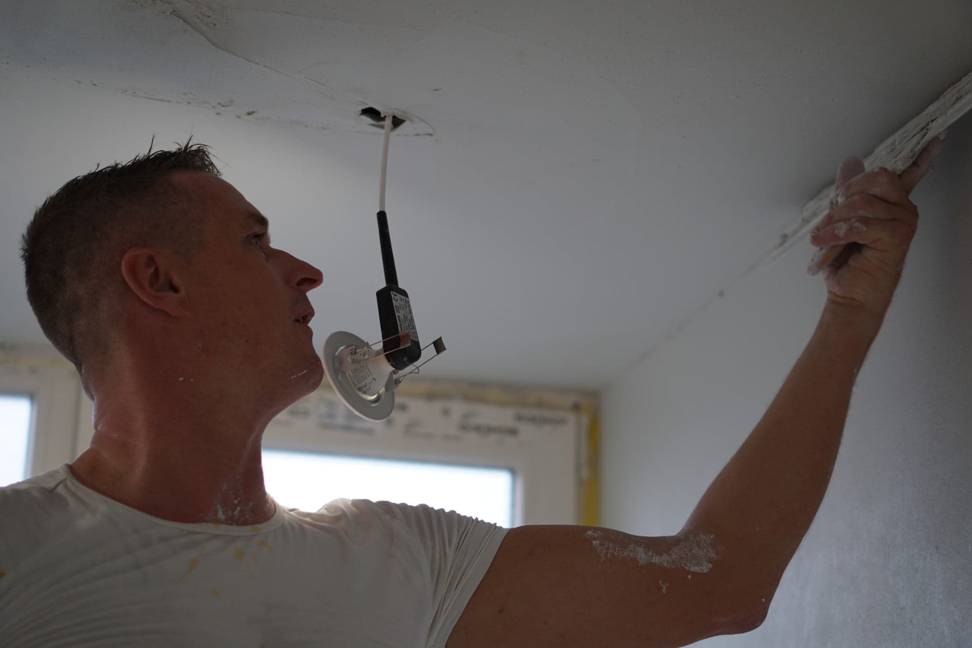 JVS stuc en latex spuitwerk